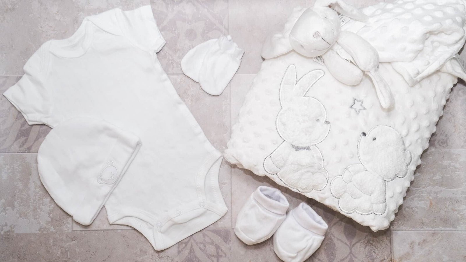 Box Bébé personnalisable (6pièces)